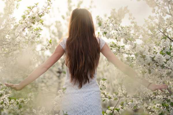 woman-nature-600x400